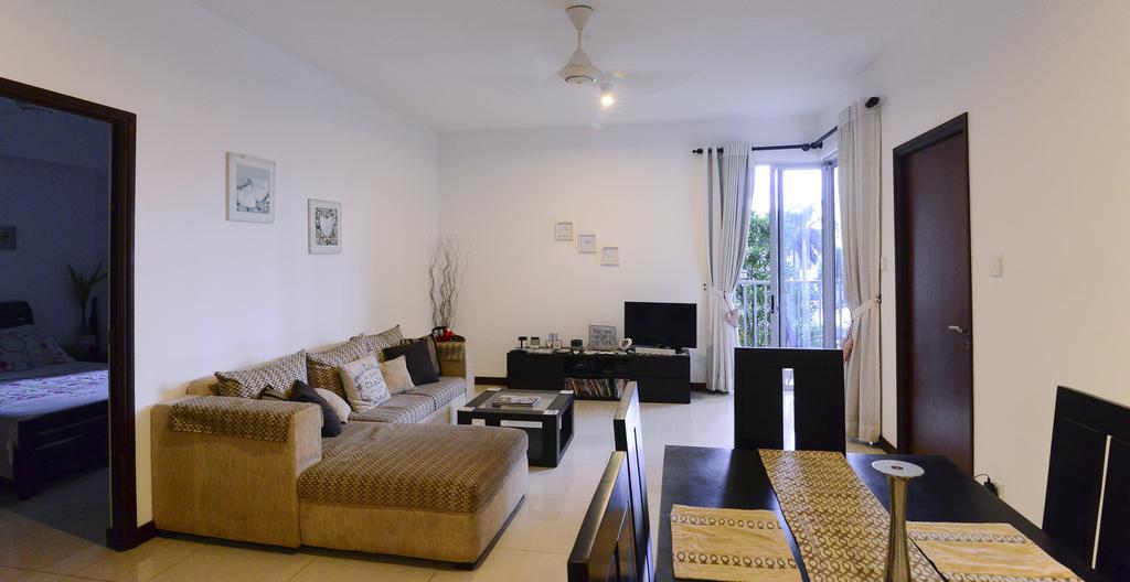 On 320 Apartment Коломбо Екстериор снимка